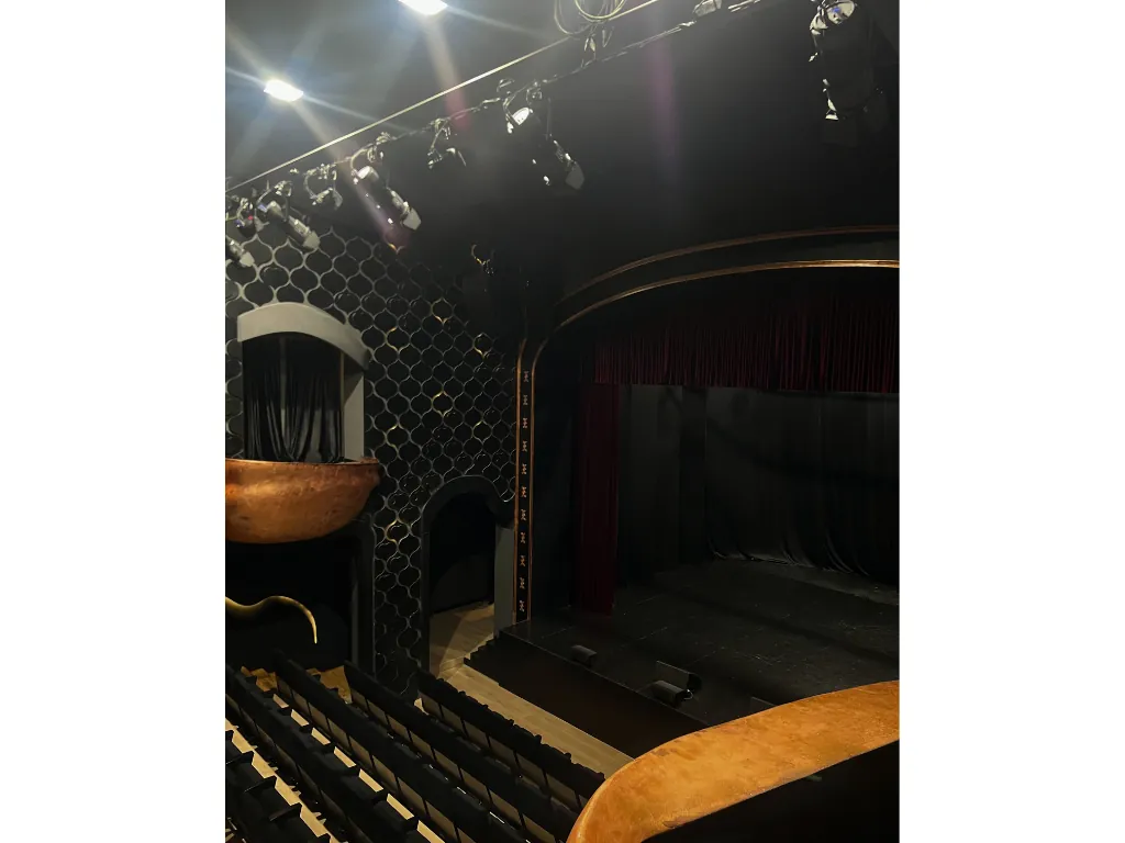 Arka Art Hotel and Astrit Sula Theatre – Elegance and Art in the Heart of Tirana
