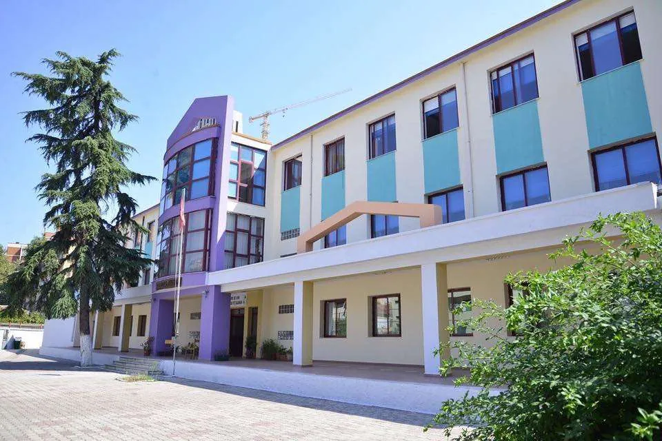 Dora distria1